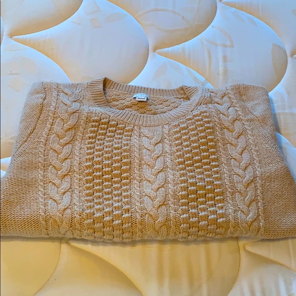Cable knit beige sweater